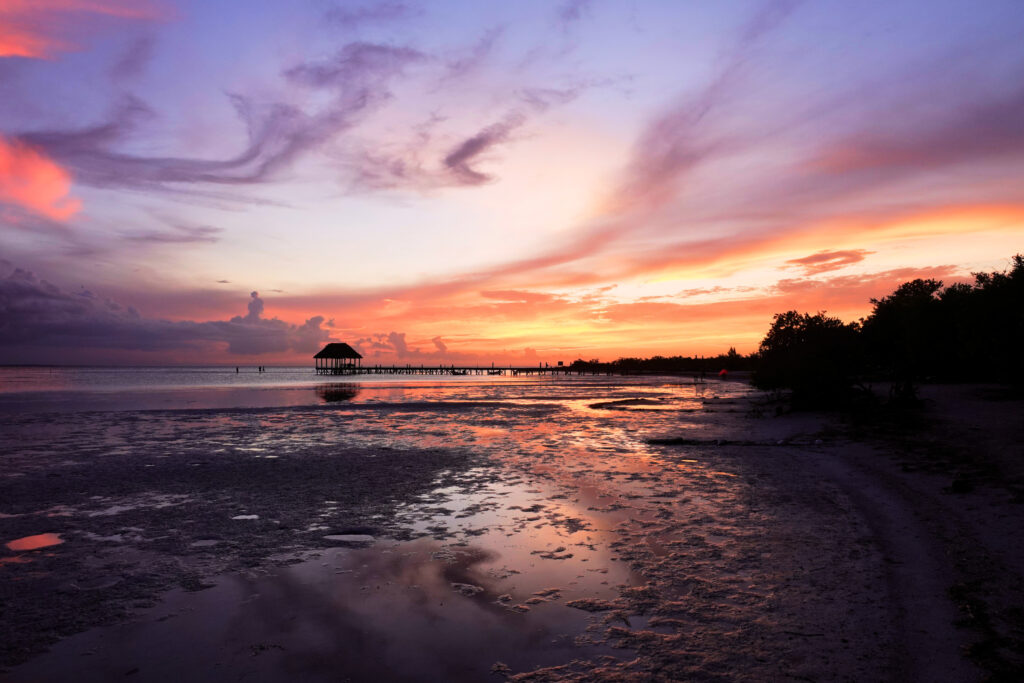 Sonnenuntergang auf Holbox (mit Bootssteg)