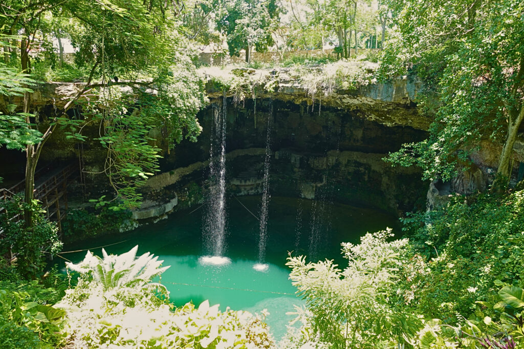 Die Cenote Zaci in Valladolid