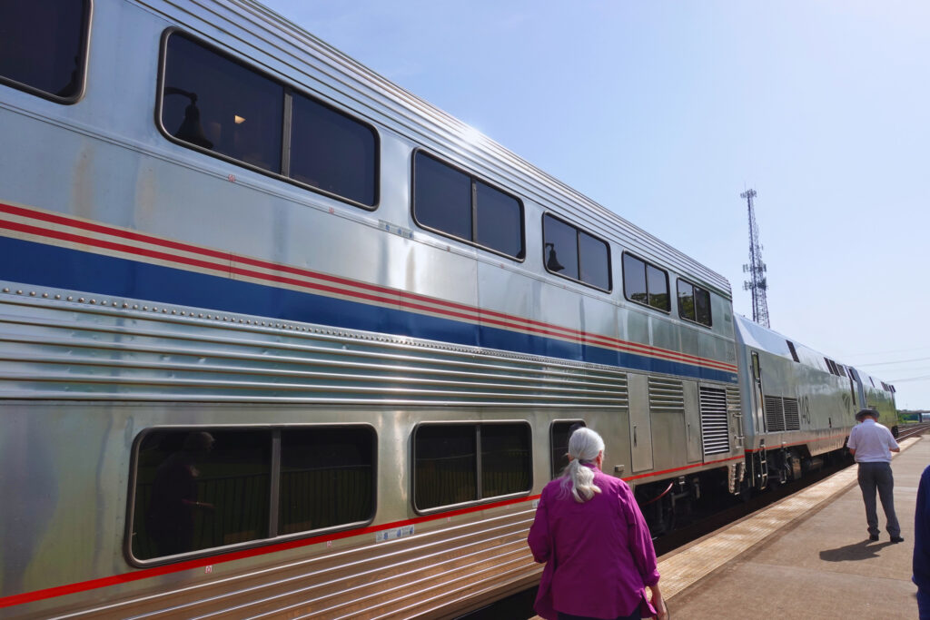 Train from New Orleans to El Paso